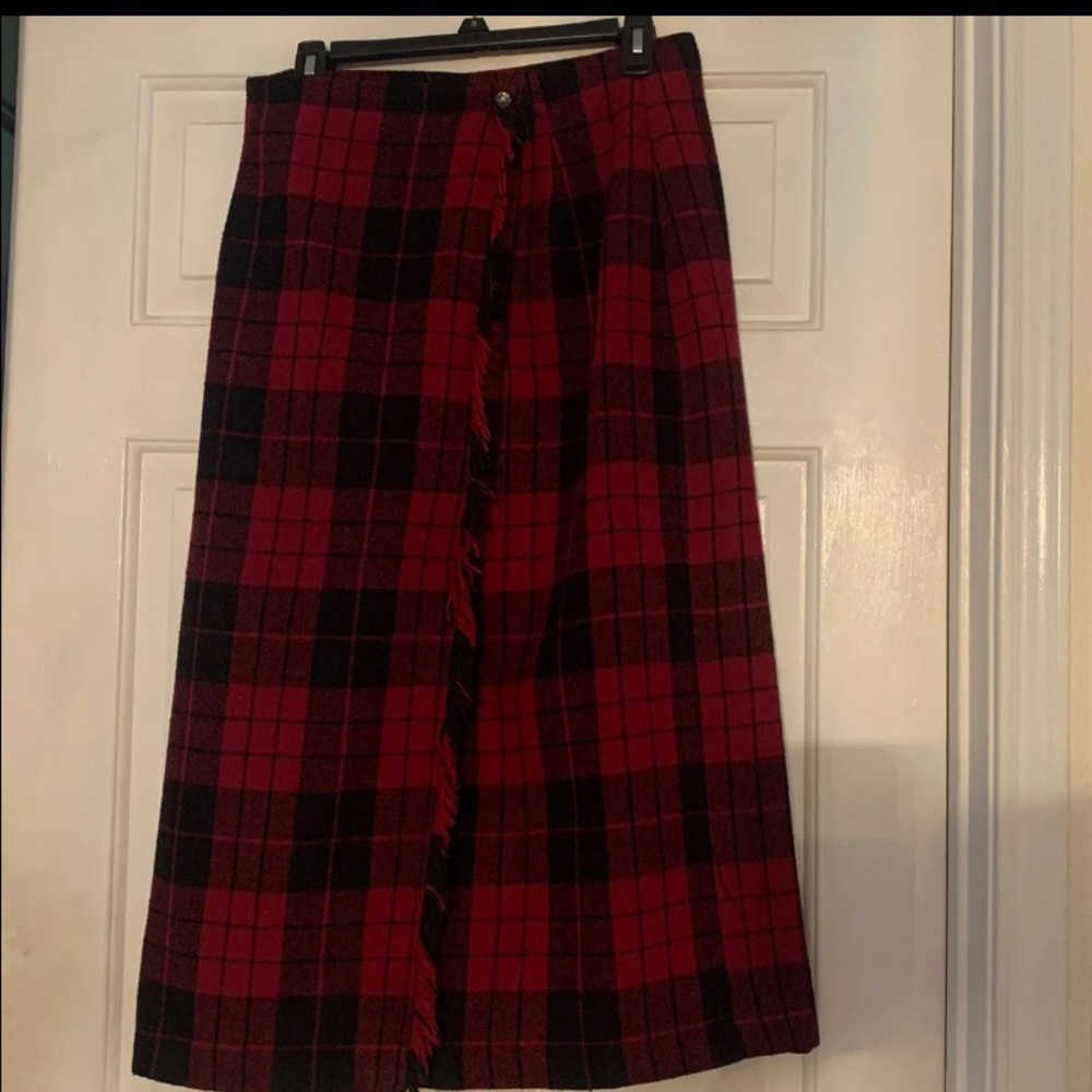 Wrap around skirt